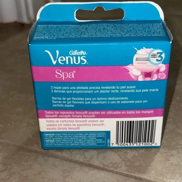 Gillette Venus Razor replacement - Picture 2 of 4